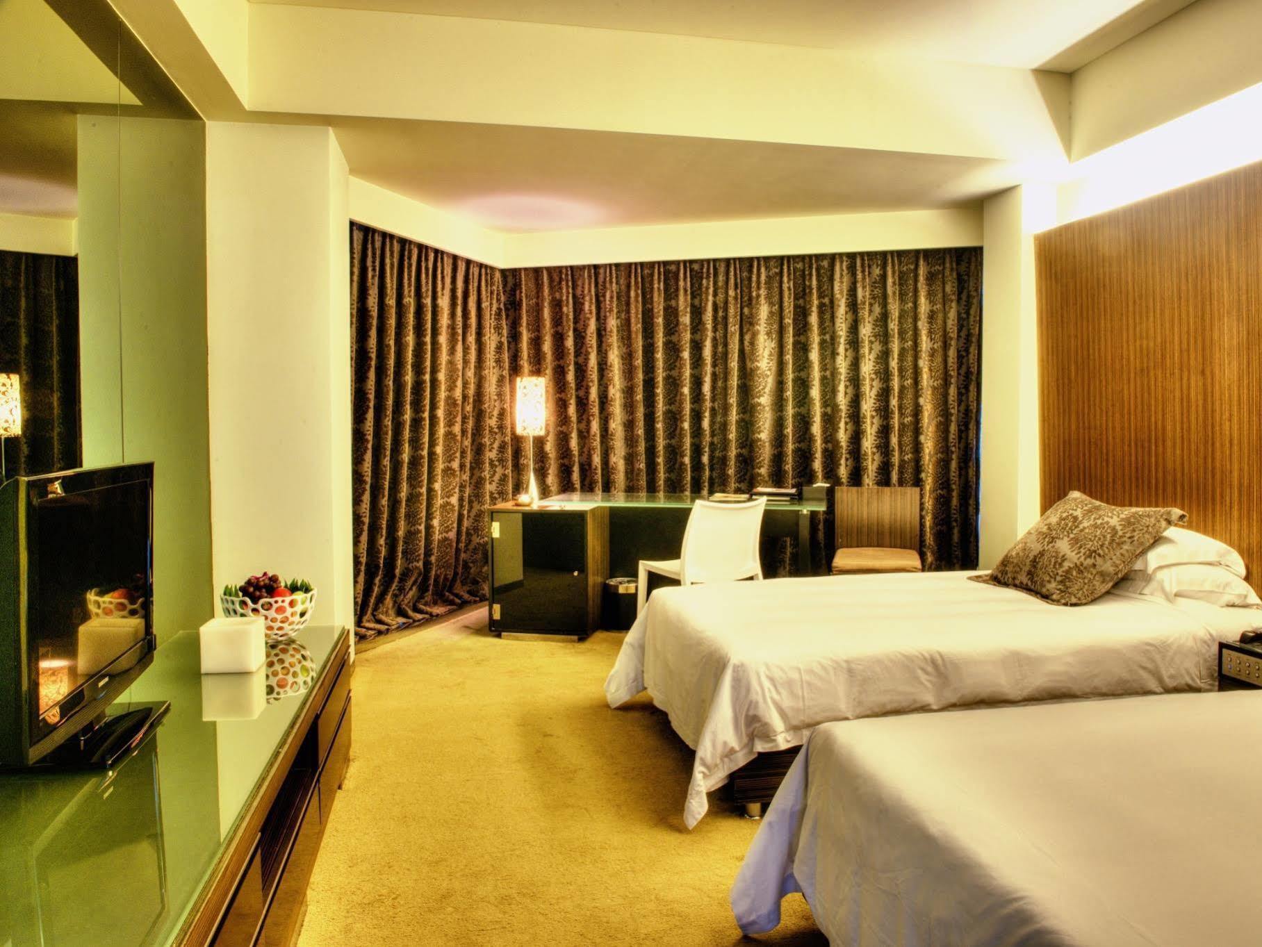 Mehood Lestie International Hotel Zhuhai Lovers Road Branch - Free Breakfast & Free Afternoon Tea & Free Midnight Snack Ngoại thất bức ảnh